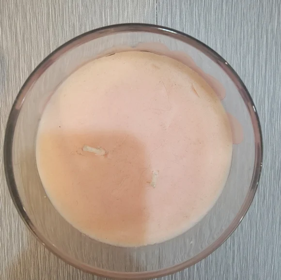 Fragrant Jewels x Hello Kitty Candle – Fruity Floral, Hidden Jewel, Unused - Picture 4 of 5